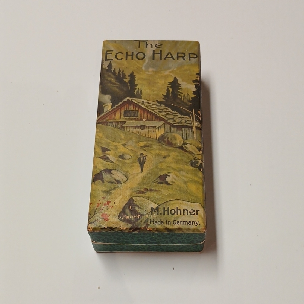 The Echo M. Hohner Harmonika in Silver with Box - Picture 2 of 8